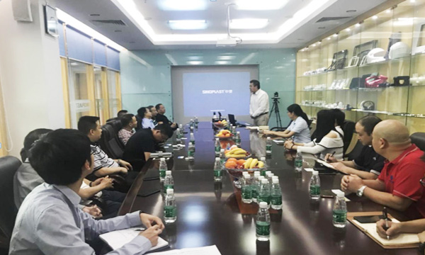 长安高协组团再访bifa必发，，，，，新质料专业委员会呼之欲出！